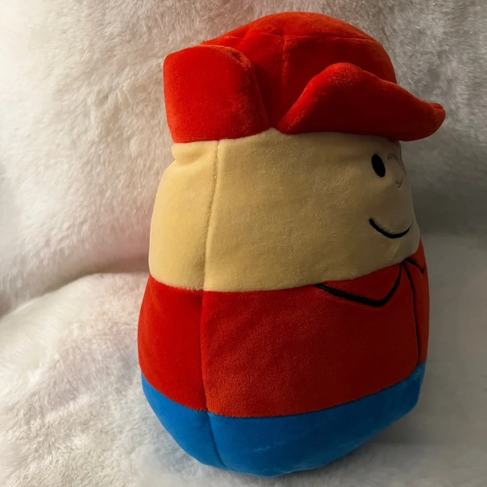 NWT Charlie Brown Peanuts Christmas 2022 Squishmallow Collectible